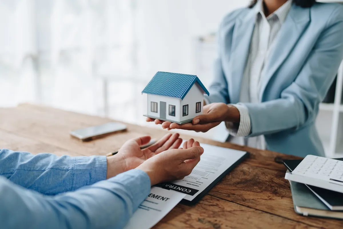 10 Common Home Buying Mistakes & How to Avoid Them