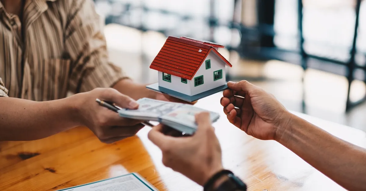 Navigating Market Shifts: Expert Strategies for Profitable Real Estate Investments